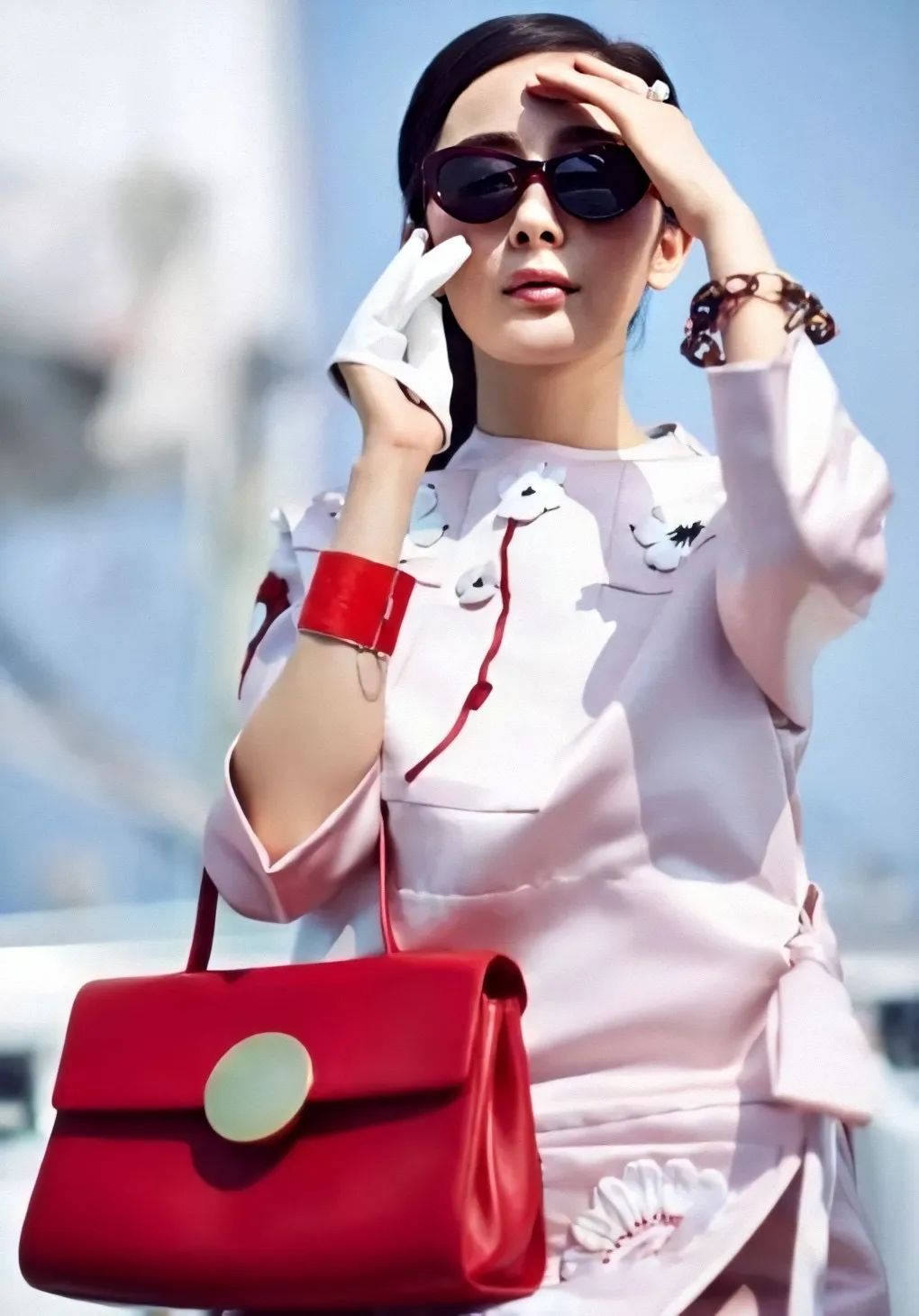 十大入门级轻奢女包千元下,女士小众轻奢品牌包推荐