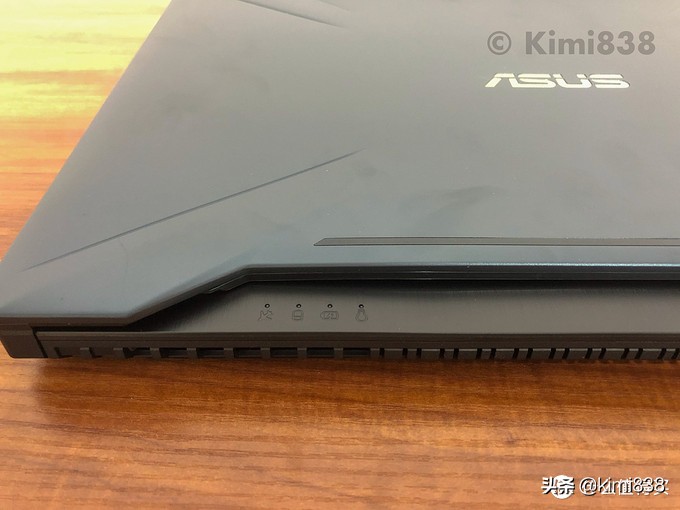 华硕飞行堡垒七可以连蓝牙键盘吗,华硕飞行堡垒7屏幕一闪一闪