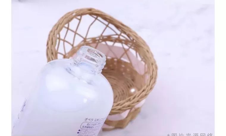 夏天美白护肤品推荐贫民窟,300搞定全套护肤品贫民窟女孩必入