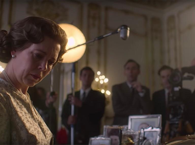 英女王下令封杀50年！王室私生活*片禁**遭泄露，百万人在线吃瓜