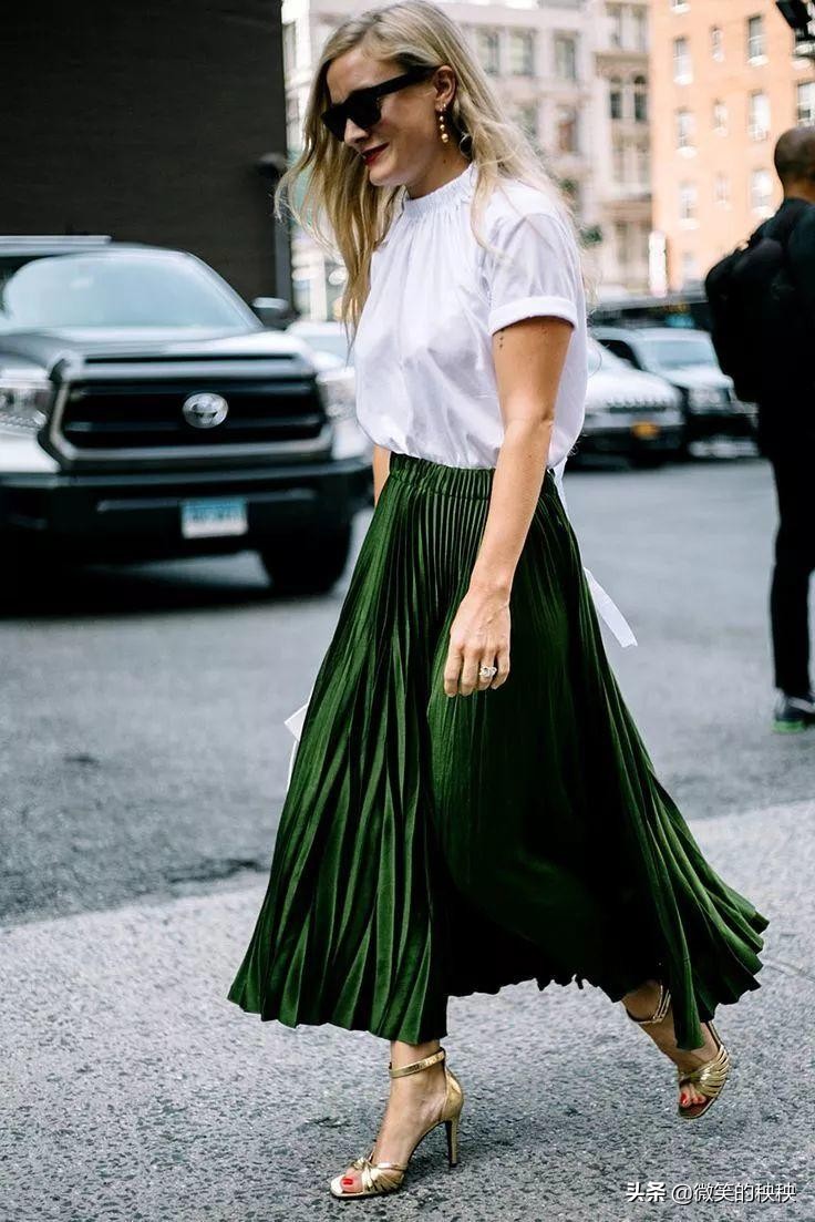 百褶裙气质又时髦,百褶裙时尚潮流款长款