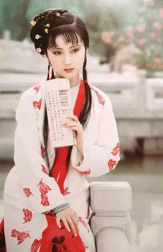 有雀斑怎么做到不遗传到下一代,高级脸有雀斑
