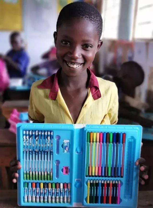 「阿里巴巴是个叔叔吗？」购物车外，用力生活的他们