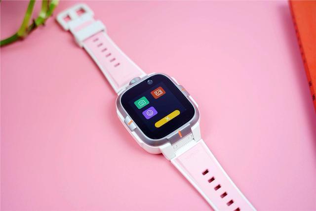 儿童电话手表家长不给他买,小寻电话手表z7与y2区别