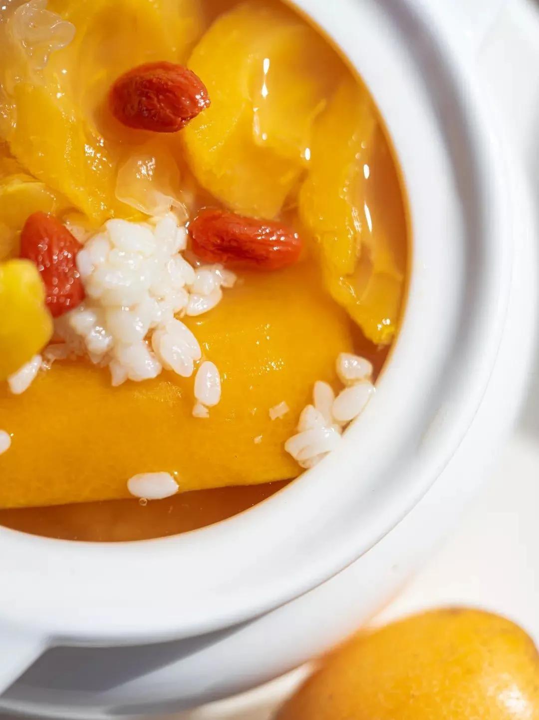 霍格沃兹最大的圣诞树,霍格沃茨圣诞派对