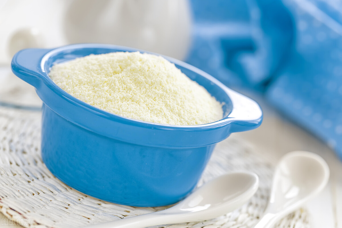 母猫发情怎么剃毛,母猫屁股翘起来踮着脚是什么意思