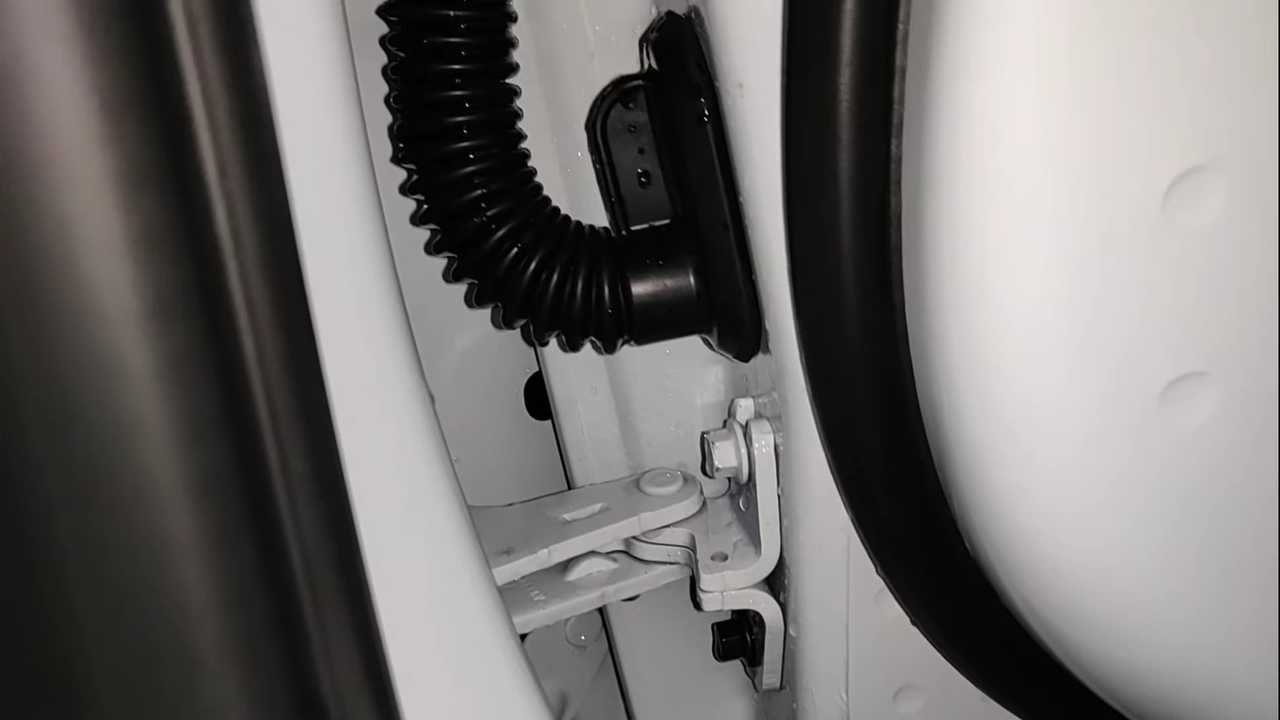 model3年底再次降价可能性,model3质量问题真这么多吗