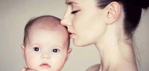 哺乳期奶漏是气血不够吗,哺乳期漏奶怎么处理