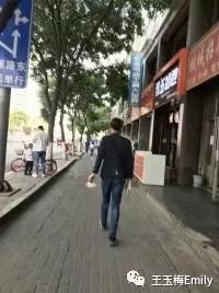 让孩子留守还是自己带在身边,为自己村子做点事