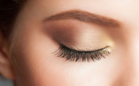 爱笑导致鱼尾纹,笑起来眼尾纹的去除方法