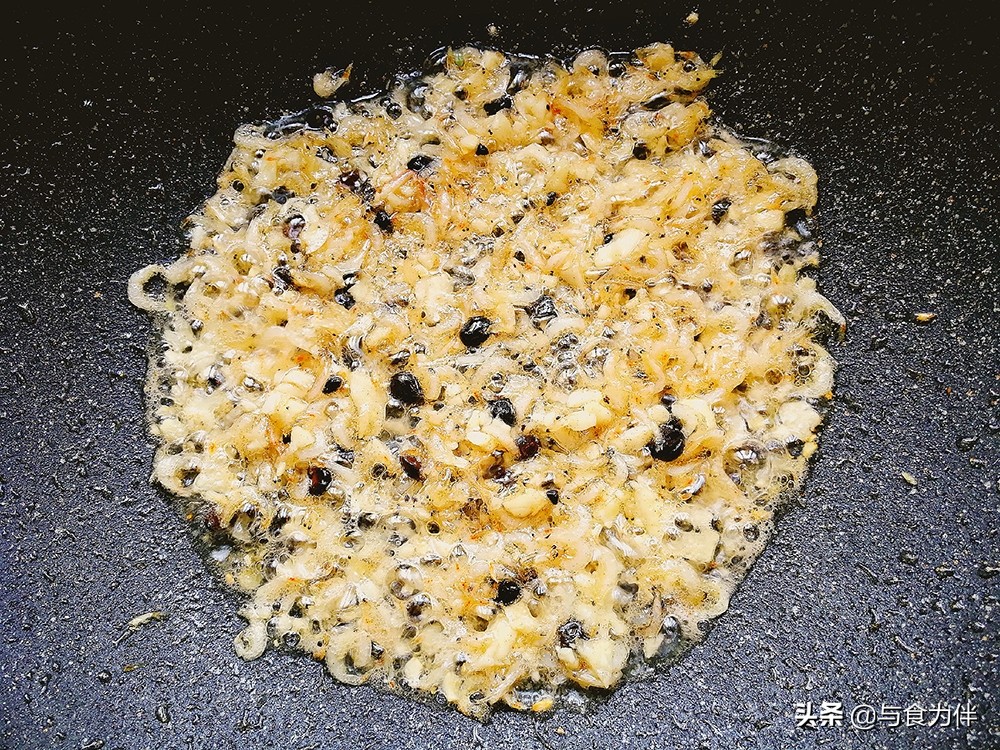 苦瓜怎么去除苦味最好方法,苦瓜焯水和抹盐哪个去苦味