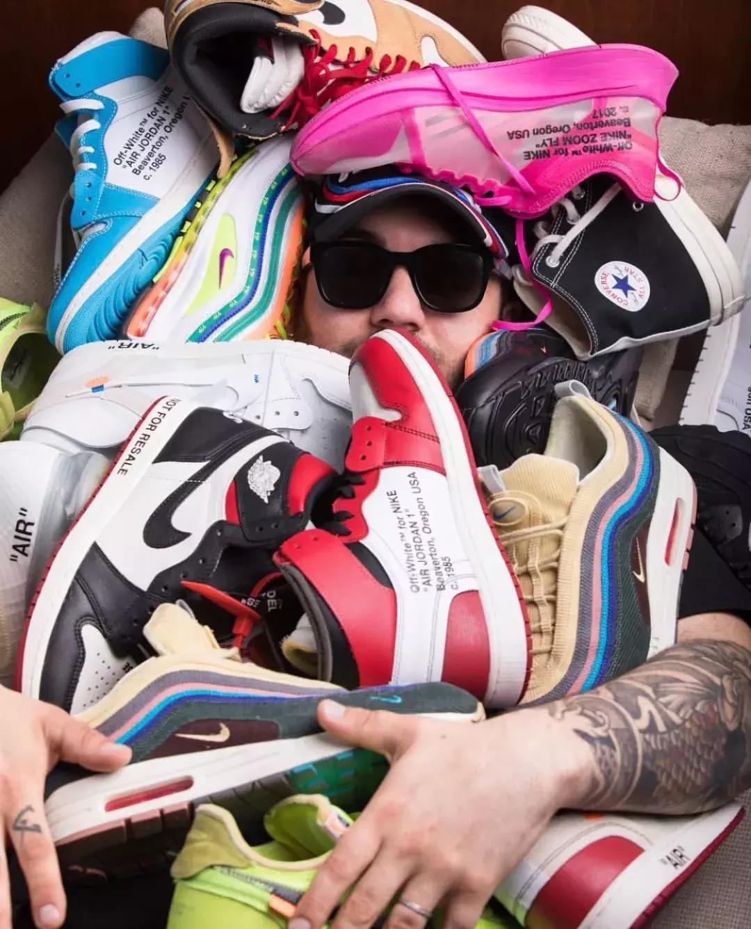 穿着大logo装潮人说的就是你吧！