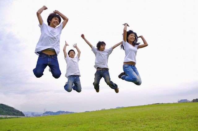 青春期女生脱发严重是什么原因,女性青春期严重脱发是什么原因