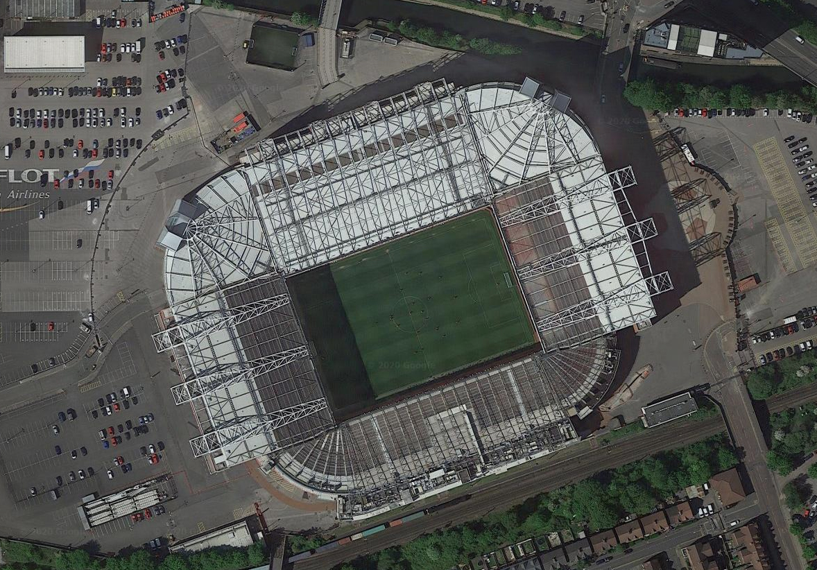 卫星航拍欧洲足球场,卫星地图看欧洲杯