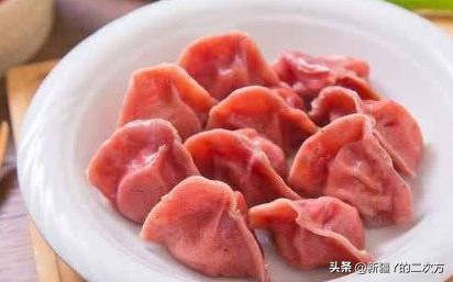 过年包多彩的饺子,过年包彩色饺子