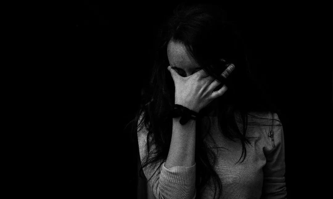 眼睛散光了怎么办才能恢复,眼睛散光看啥都重影如何处理