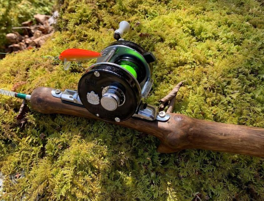 路亚怎么选择鱼轮的大小,路亚新手入门如何选竿选轮