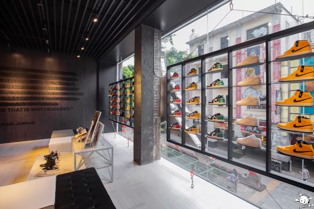 广州最大的AJ旗舰店来了！独栋双层，还有24款限量球鞋...