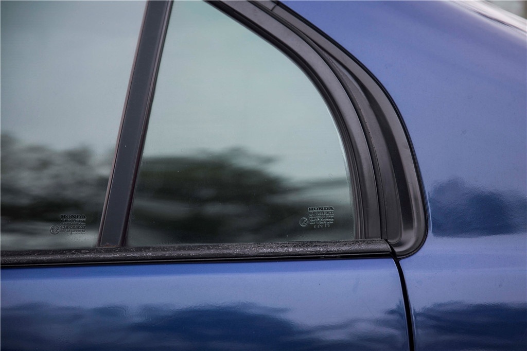 本田思域最畅销的一款,售价12万的本田思域