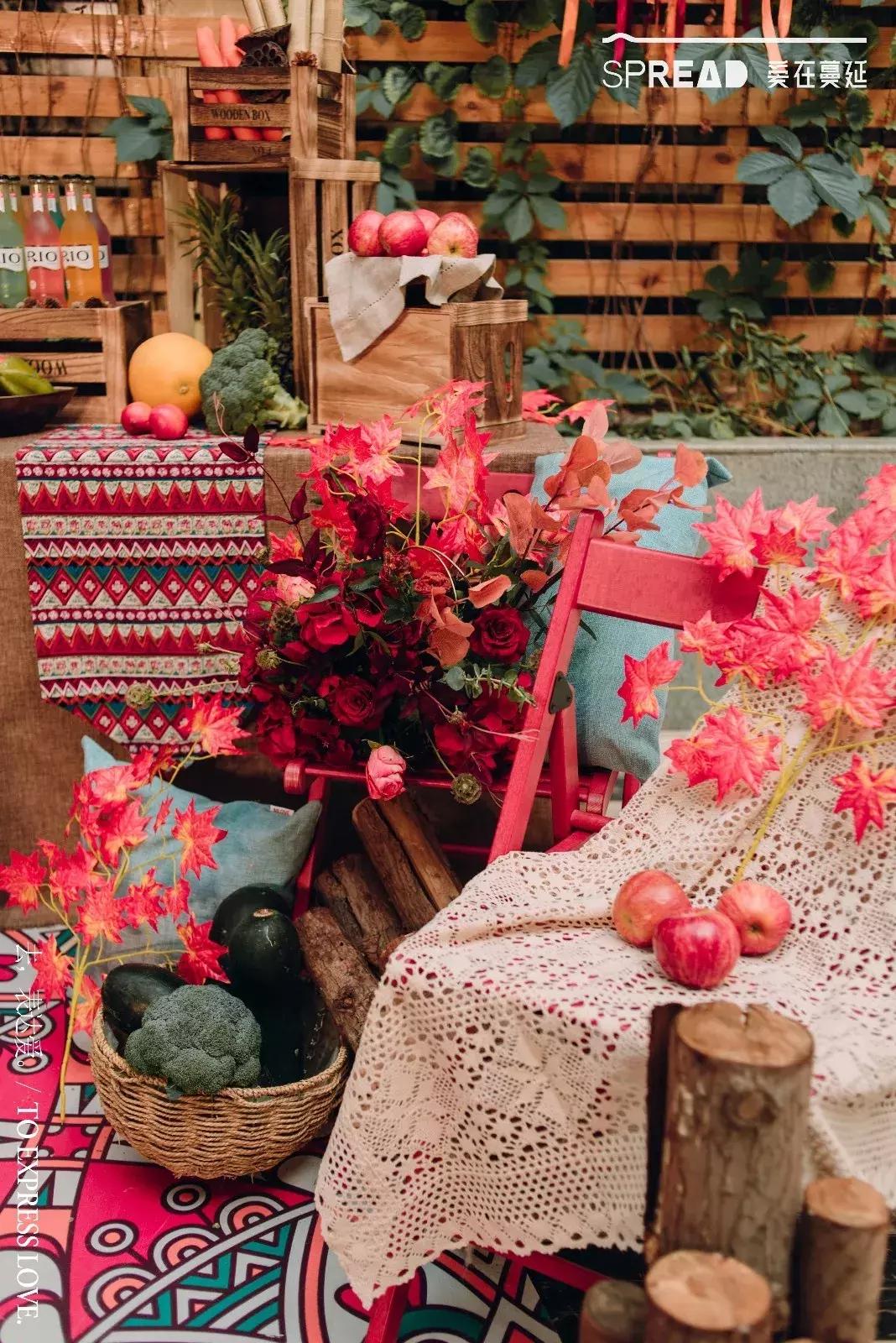 简单而又精致的小型婚礼,如何营造沉浸式婚礼