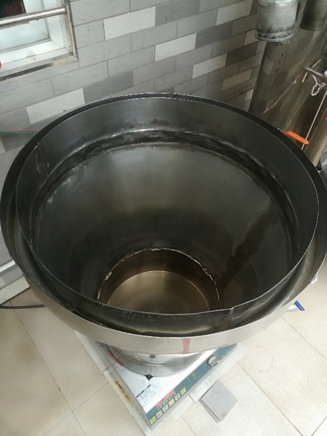 城乡家庭自酿纯粮白酒需要多少场地设备资金？