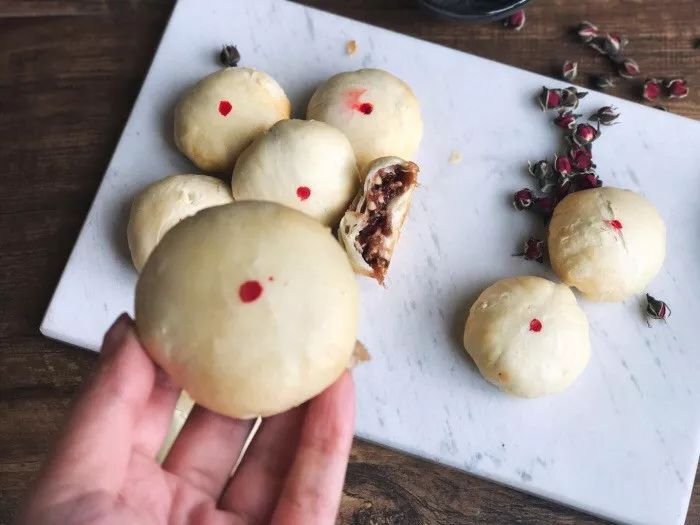 外酥里嫩成就逆水寒,好吃的玫瑰酥饼推荐