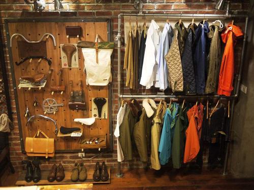 看完有点恐怖的感觉,看完才知道有多可怕