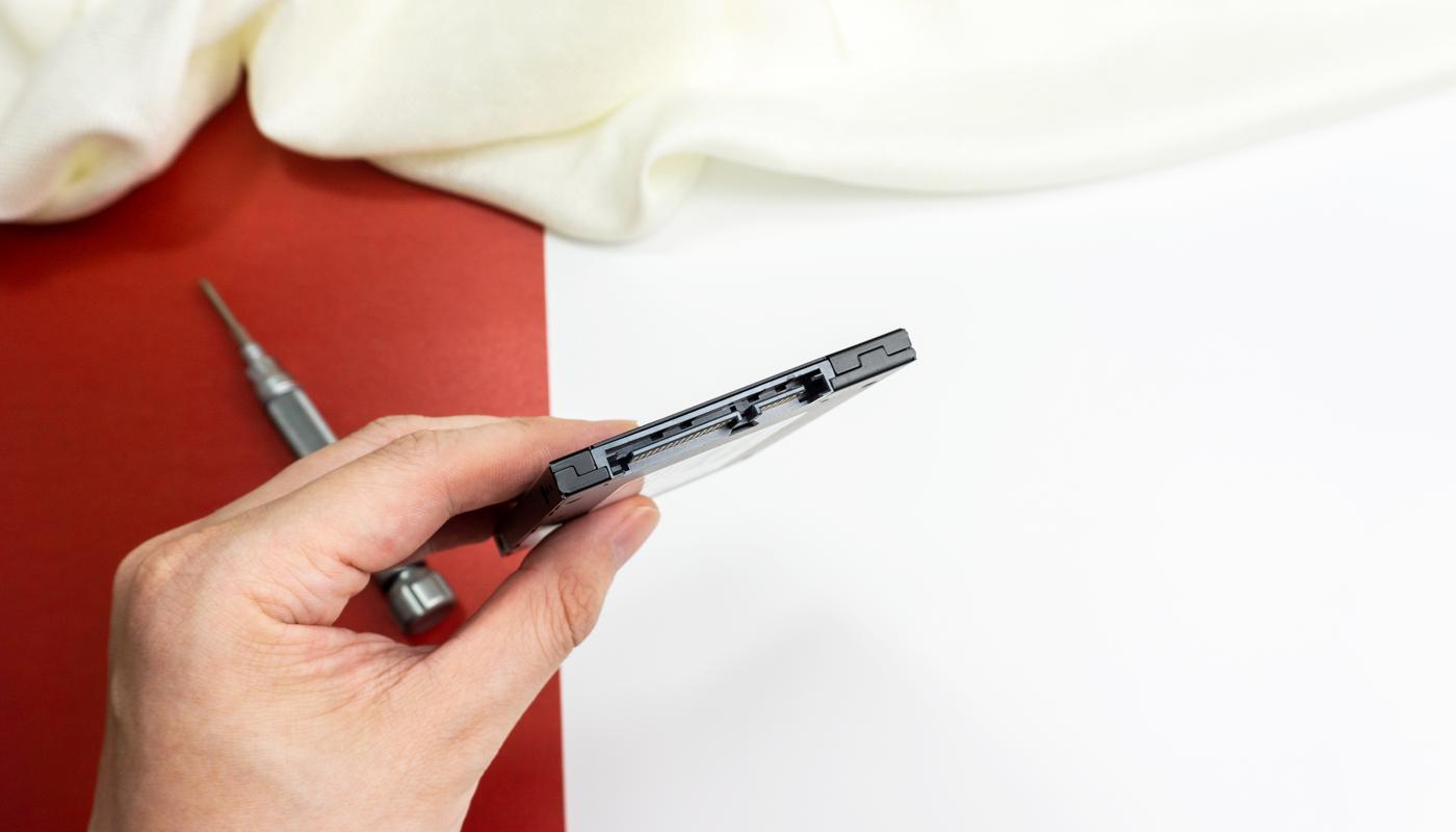 惠普s700固态硬盘拆解,惠普s700固态硬盘评测