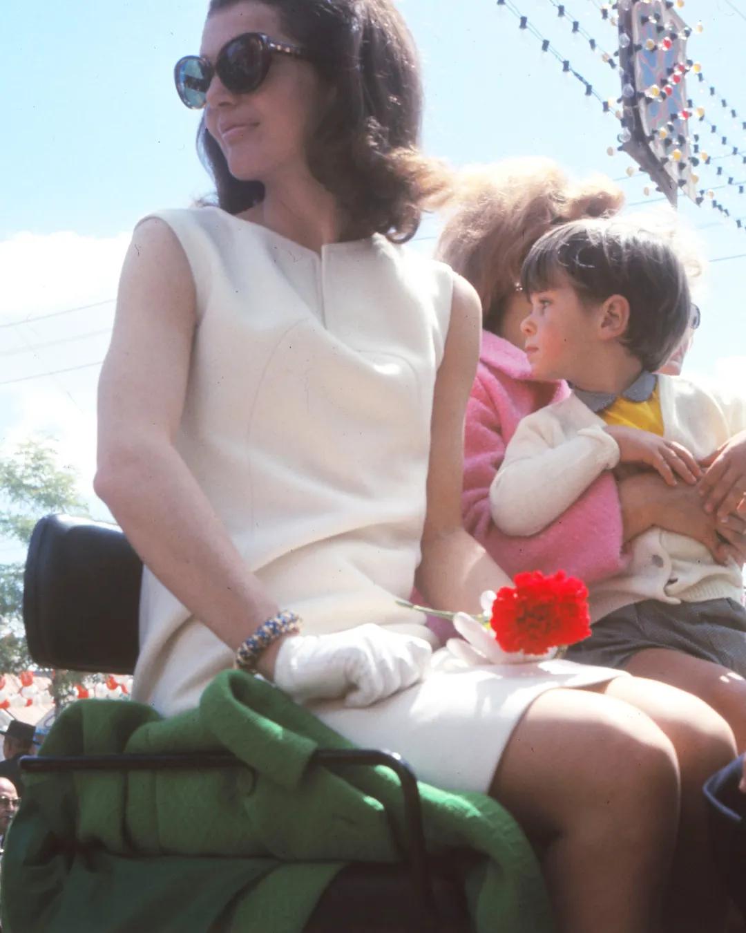 他用128克拉的黄钻征服了赫本，却只想逃离好莱坞回归自然