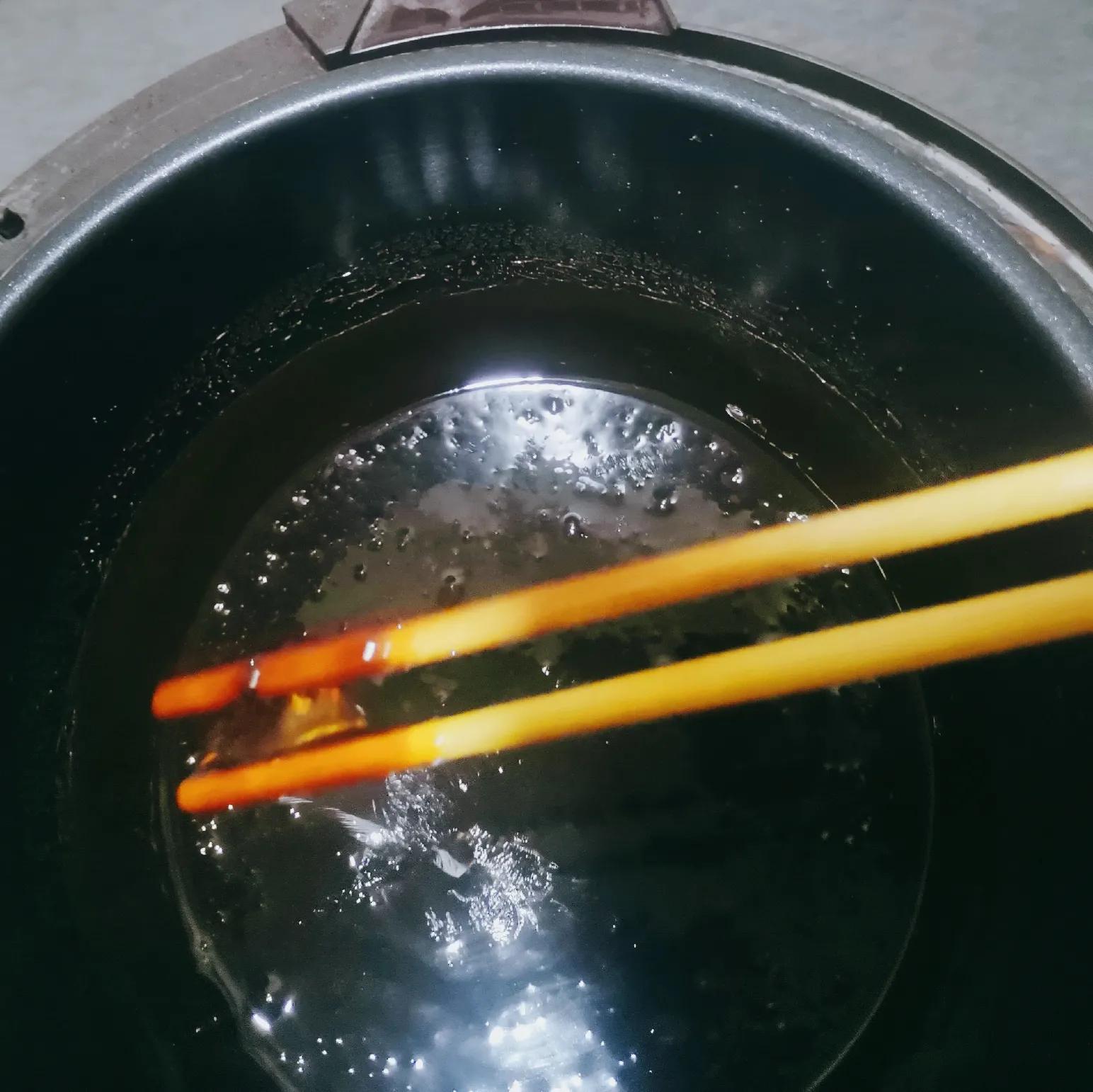 自制阿胶糕存放三年了还能吃吗,自制的阿胶糕有点苦是怎么回事