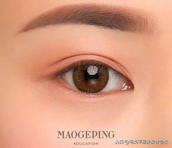 怎么画出整容脸,怎样画超干净的素颜卧蚕眼妆