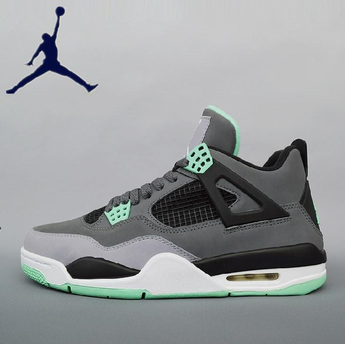 杭州大学生卖鞋月入2-3万！球鞋疯狂藏着什么利益链