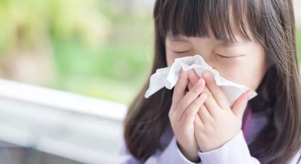 「健康」孩子感冒、嗓子疼要消炎吗？小心用错消炎药害了娃