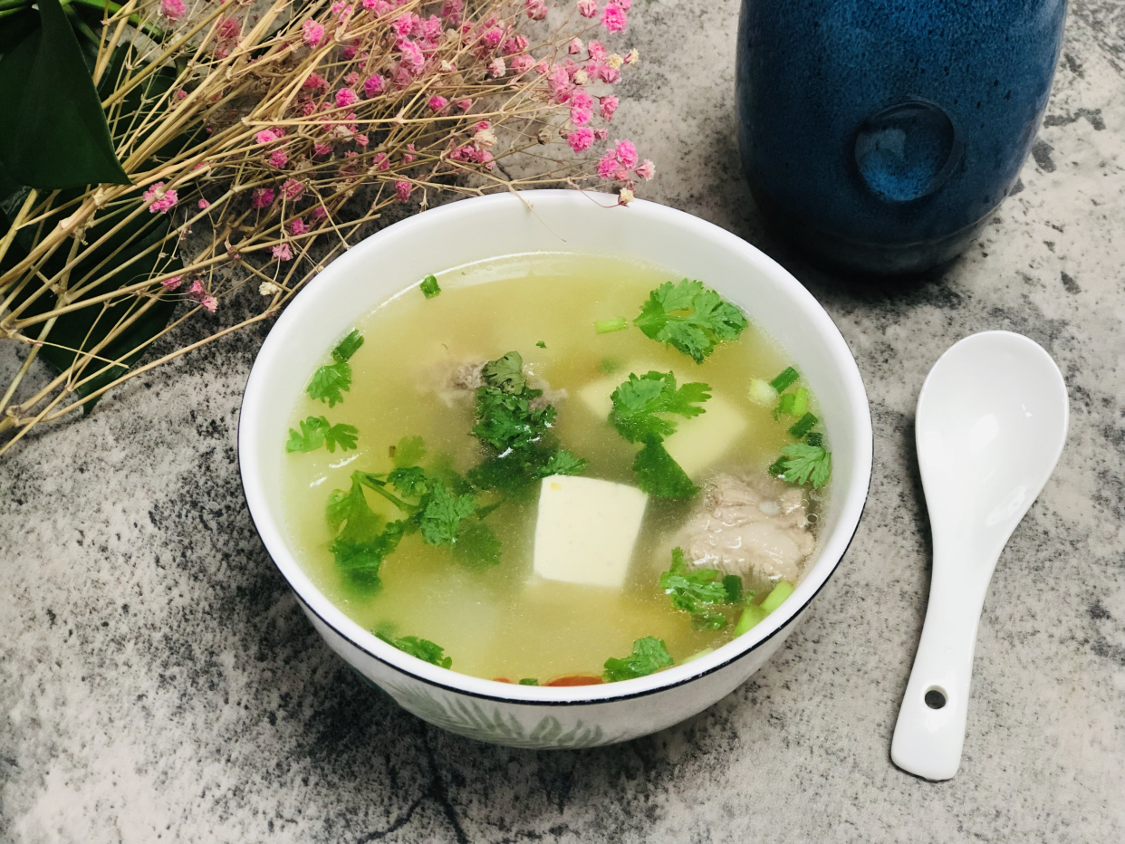 做冬瓜排骨汤要不要放桂皮,做冬瓜排骨汤排骨要用冷水泡多久