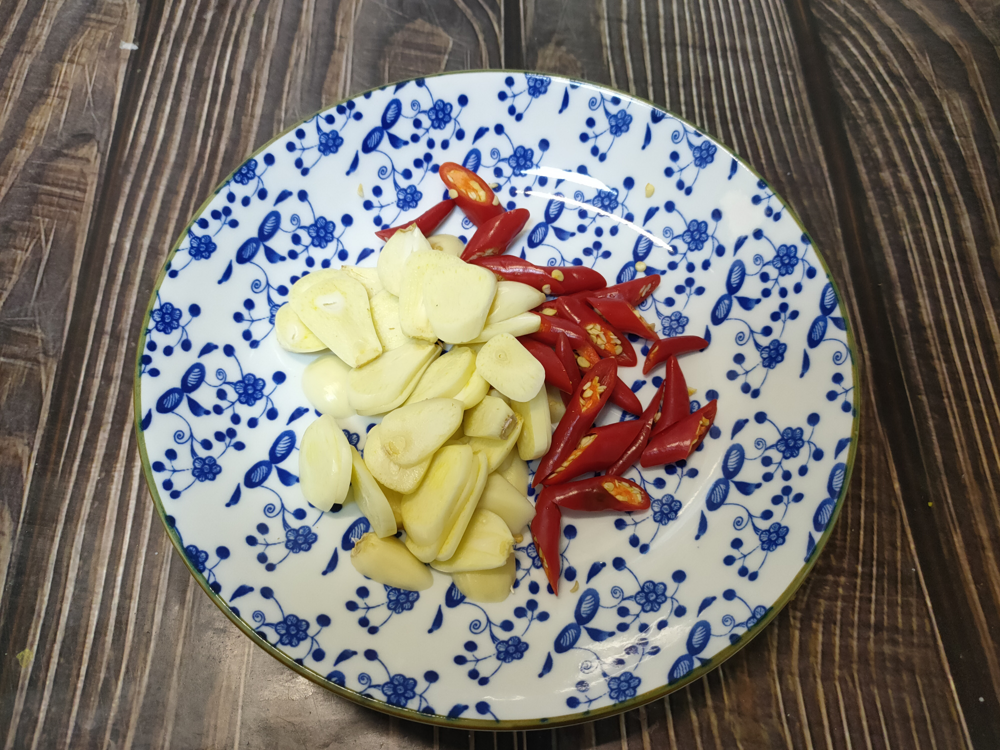 奶奶腌芹菜,奶奶腌的老咸菜