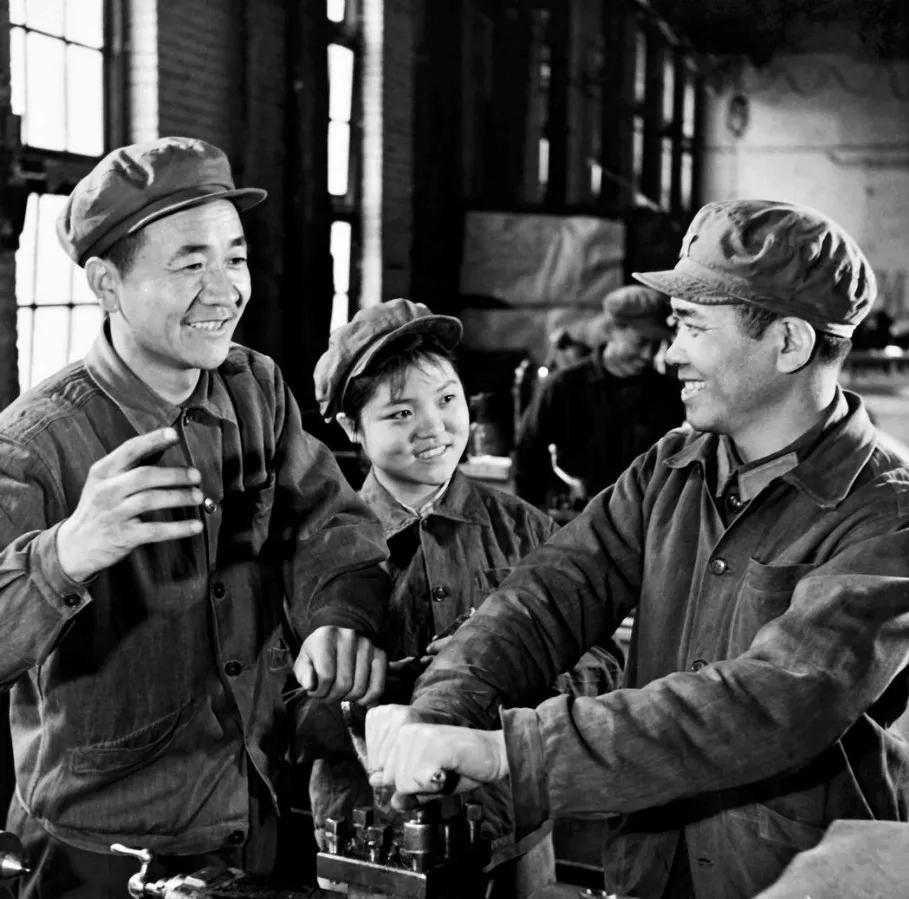 如今的打工人有多难,现在打工人现状