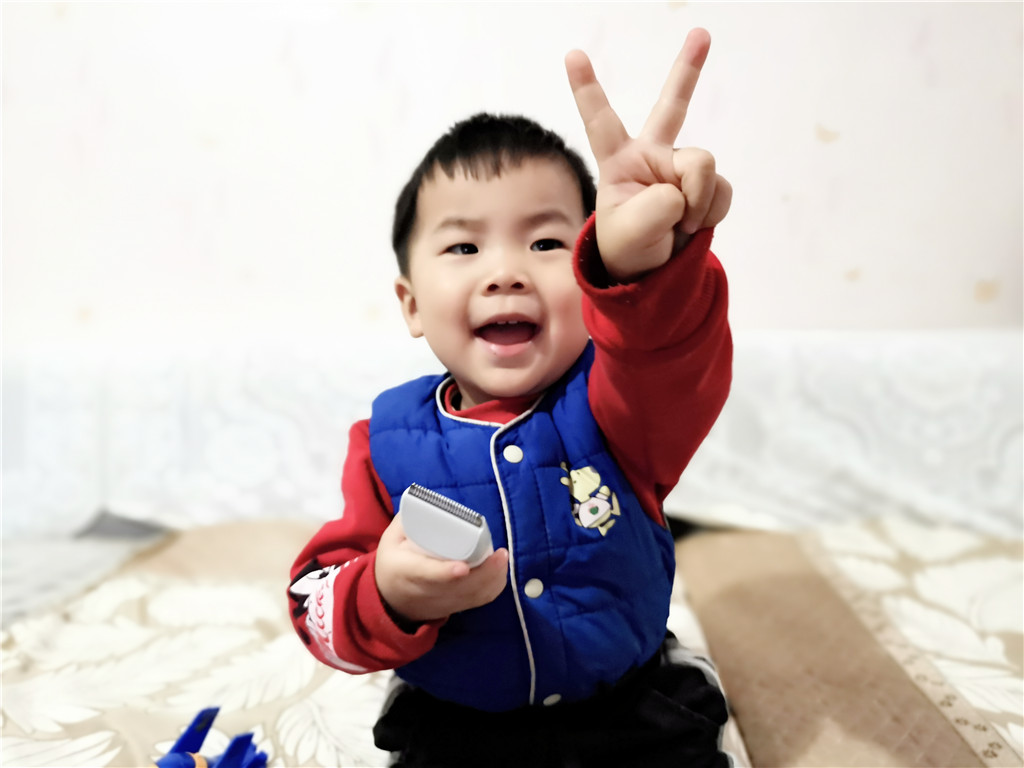 米兔婴儿理发器大人能用么,米兔婴儿理发器拆卸刀头