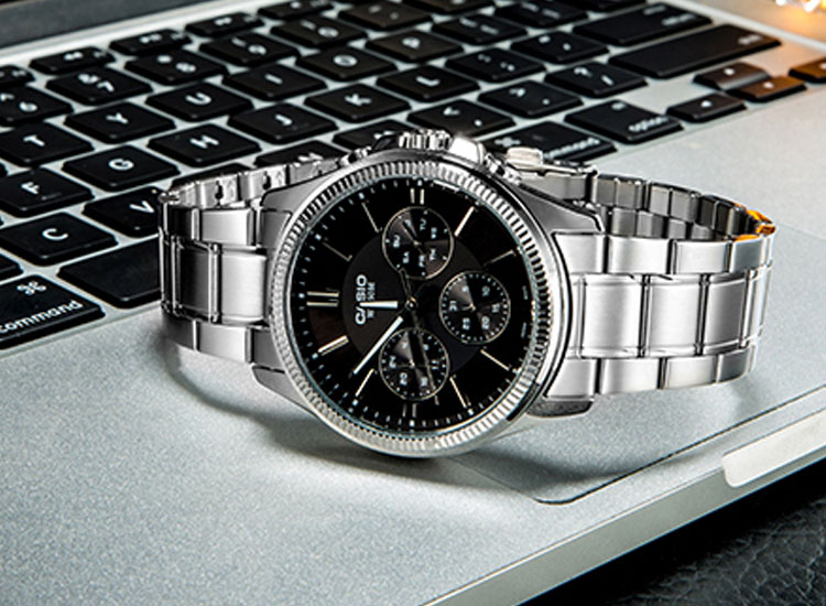 看不懂手表丢人吗,30岁戴卡西欧合适吗