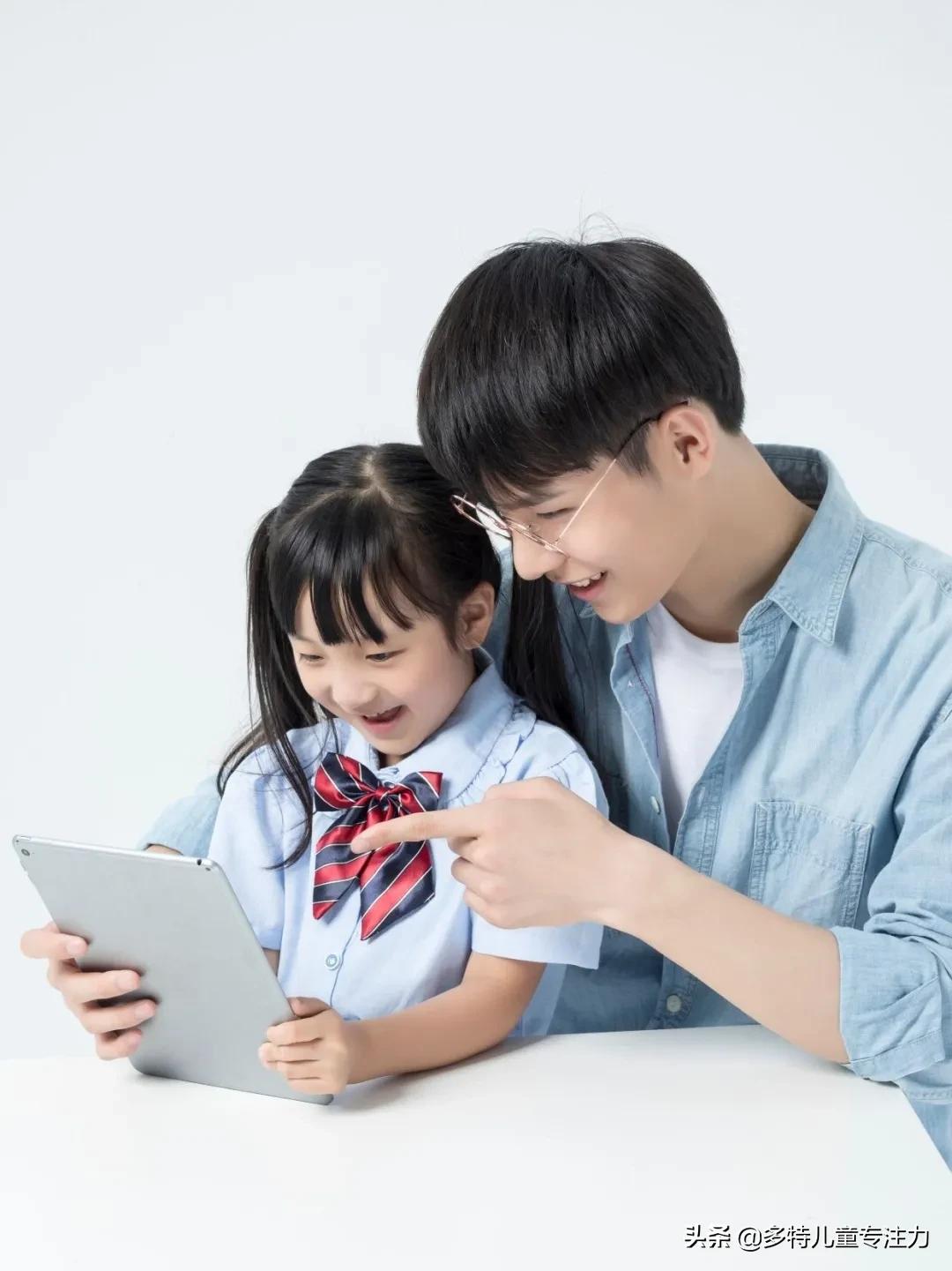 孩子沉迷于动画片的原因,小孩经常看动画片有什么影响