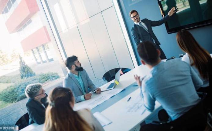 不会开早会？早会的8功能、10公约、6窍门，一整套高效早会流程