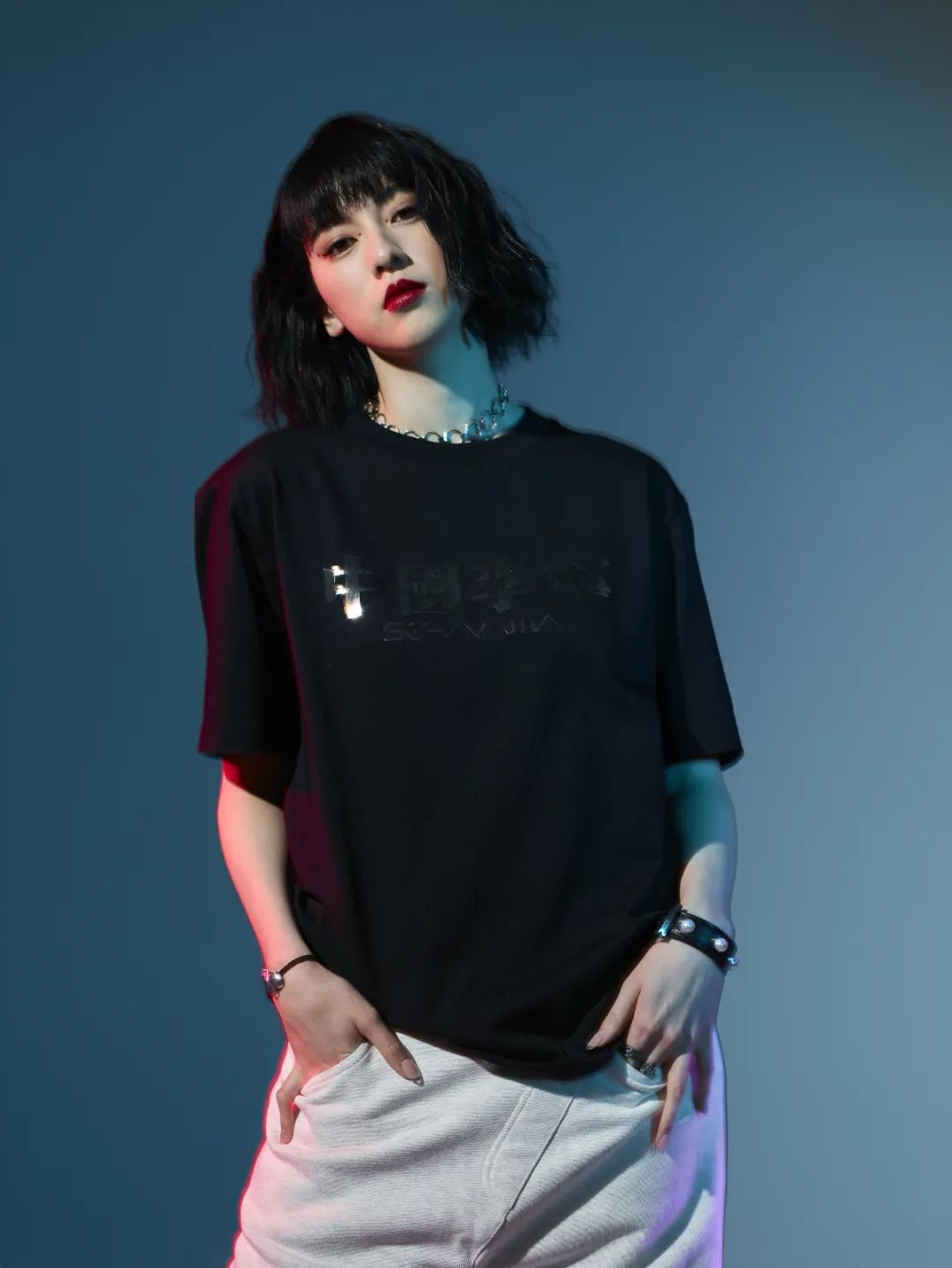 以前没钱买李宁什么梗,以前买不起李宁