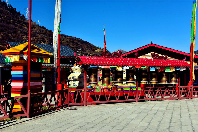 置身于童话中的九寨沟,畅游人间仙境黄龙九寨沟七日游