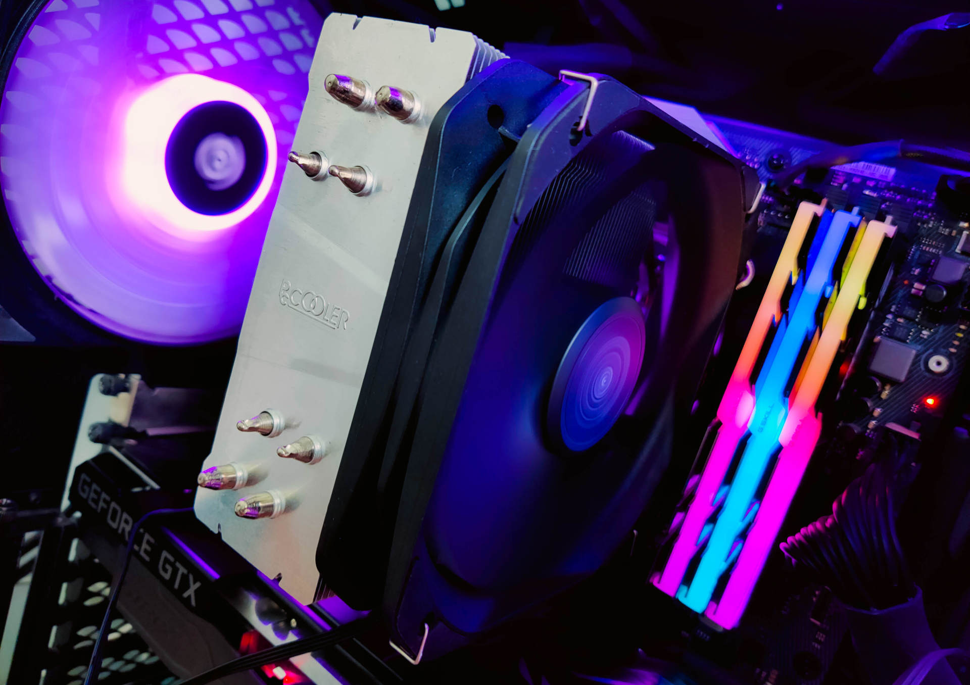 超频三东海r4000和k4000,超频3东海k4000