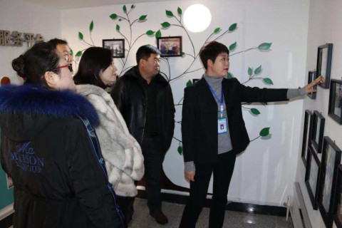 市朝鲜族中学携手欣炭社区开展“三联三促三助”行动对接活动