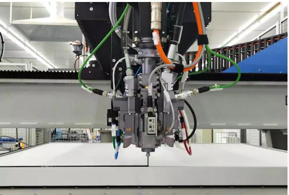 京东方亏损了多少年,京东方是怎么打碎增长天花板的