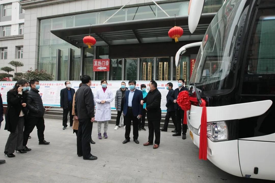 五洲观澜业主奔赴武汉，社区关怀医护业主群体，大爱无疆