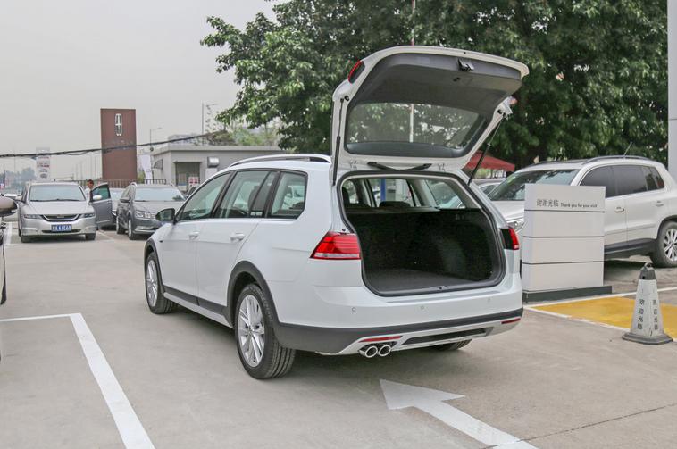 高尔夫旅行版1.4,高尔夫旅行版顶配二手车