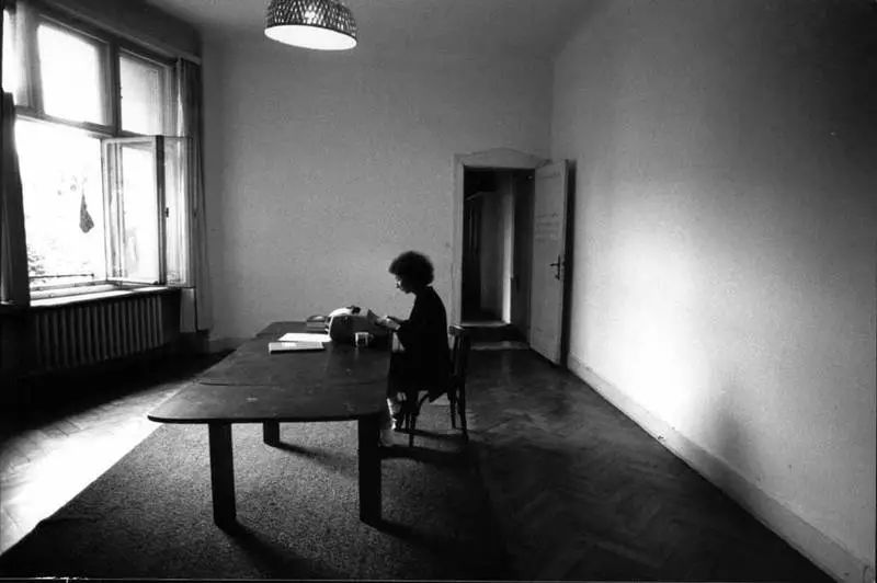 比恐怖片更恐怖，这部美剧拍出了女性会遭遇的人间地狱的真实模样