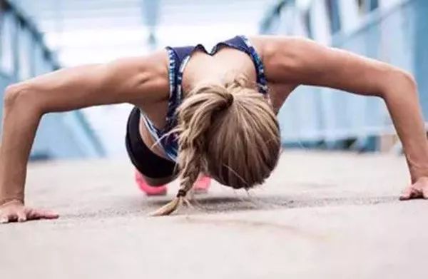 健身完了恶心怎么回事,健身恶心想吐是什么原因