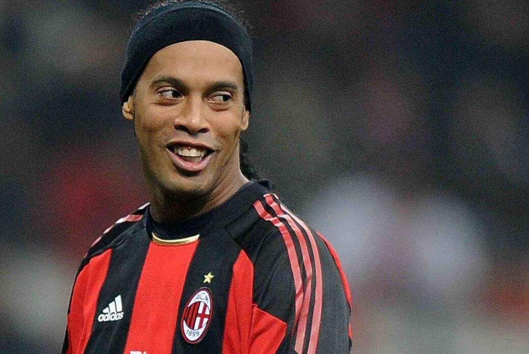 小罗监狱球王,监狱球王小罗完整版